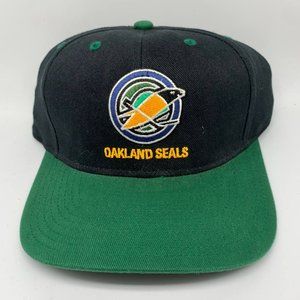 Hockey California Golden Seals Hat Vintage Hockey Accessories - Main Image